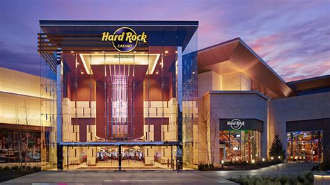 can you go to hard rock casino at 18/